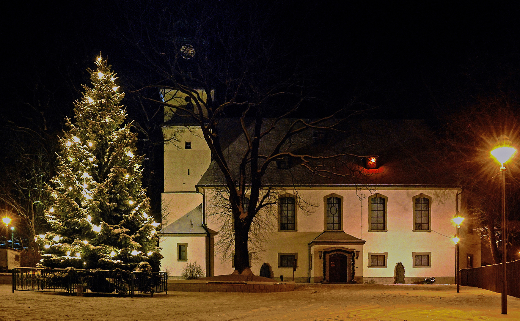 Marktplatz und Pfarrkirche Zöblitz Sachsen