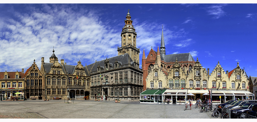 ~ Marktplatz von Veurne ~