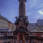 Marktsäule mit Brunnen (1902) auf dem Dernschen Gelände in Wiesbaden