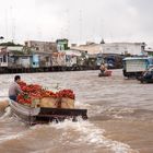 Marktszene auf dem Mekong