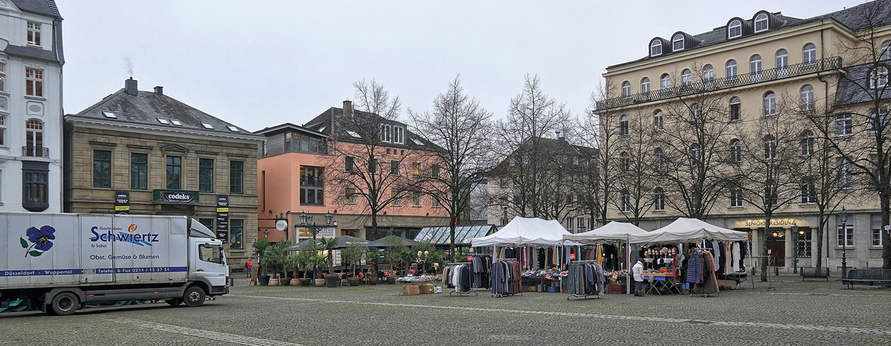 Markttag  auf dem Laurentiusplatz