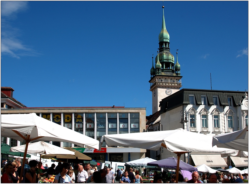 ... Markttag in Brno ...