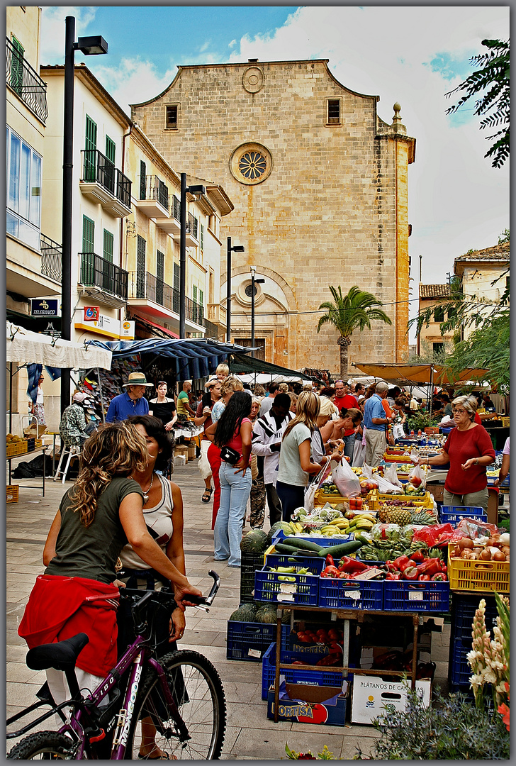 Markttag in Santanyi