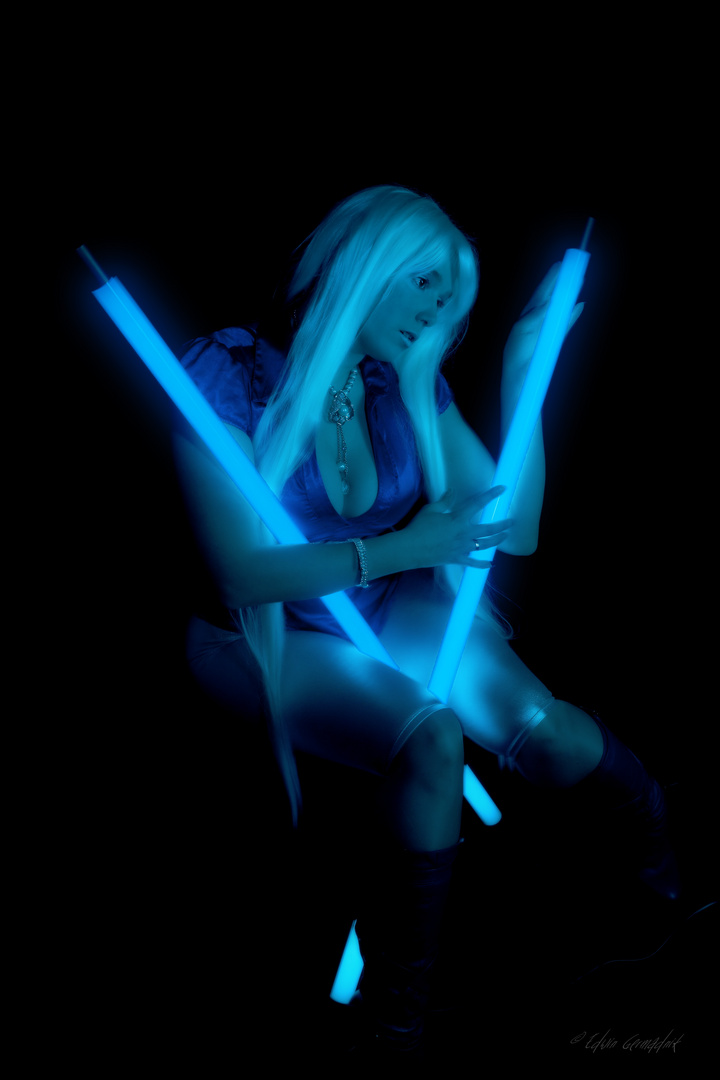 Marlene - Blue Light 03