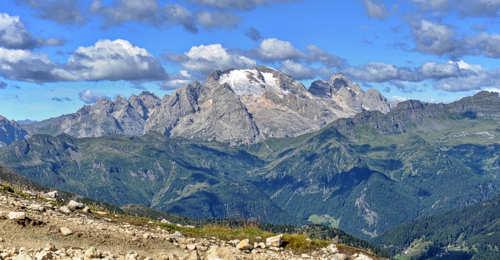 Marmolada vom Nuvolau aus gesehen