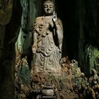 Marmorberge, Buddhastatue