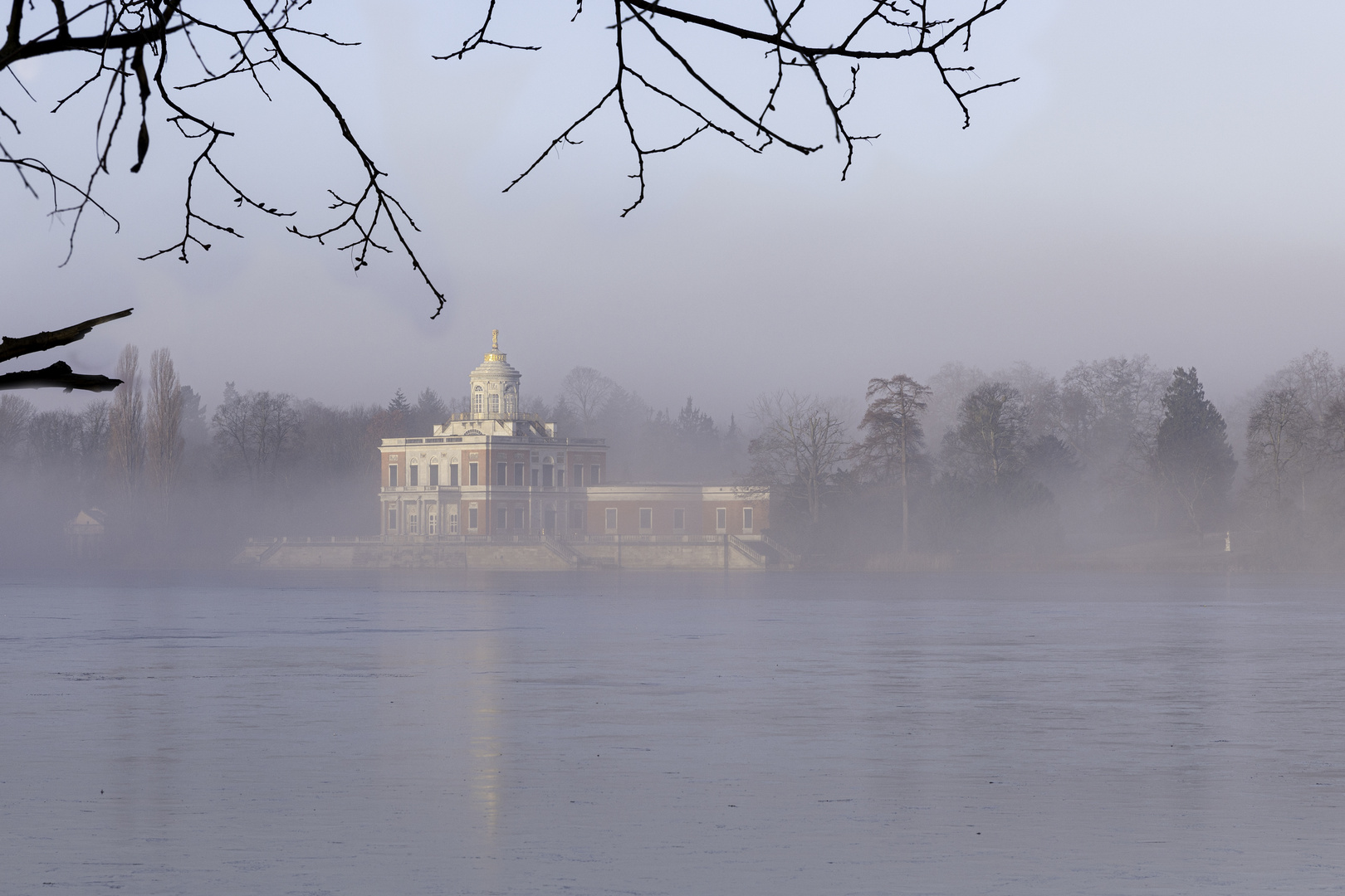 Marmorpalais im Morgennebel