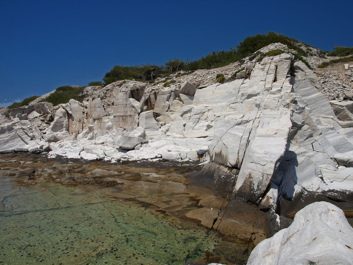 Marmorsteinbruch &#955;&#949;&#965;&#954;&#972; &#956;&#940;&#961;&#956;&#945;&#961;&#959;