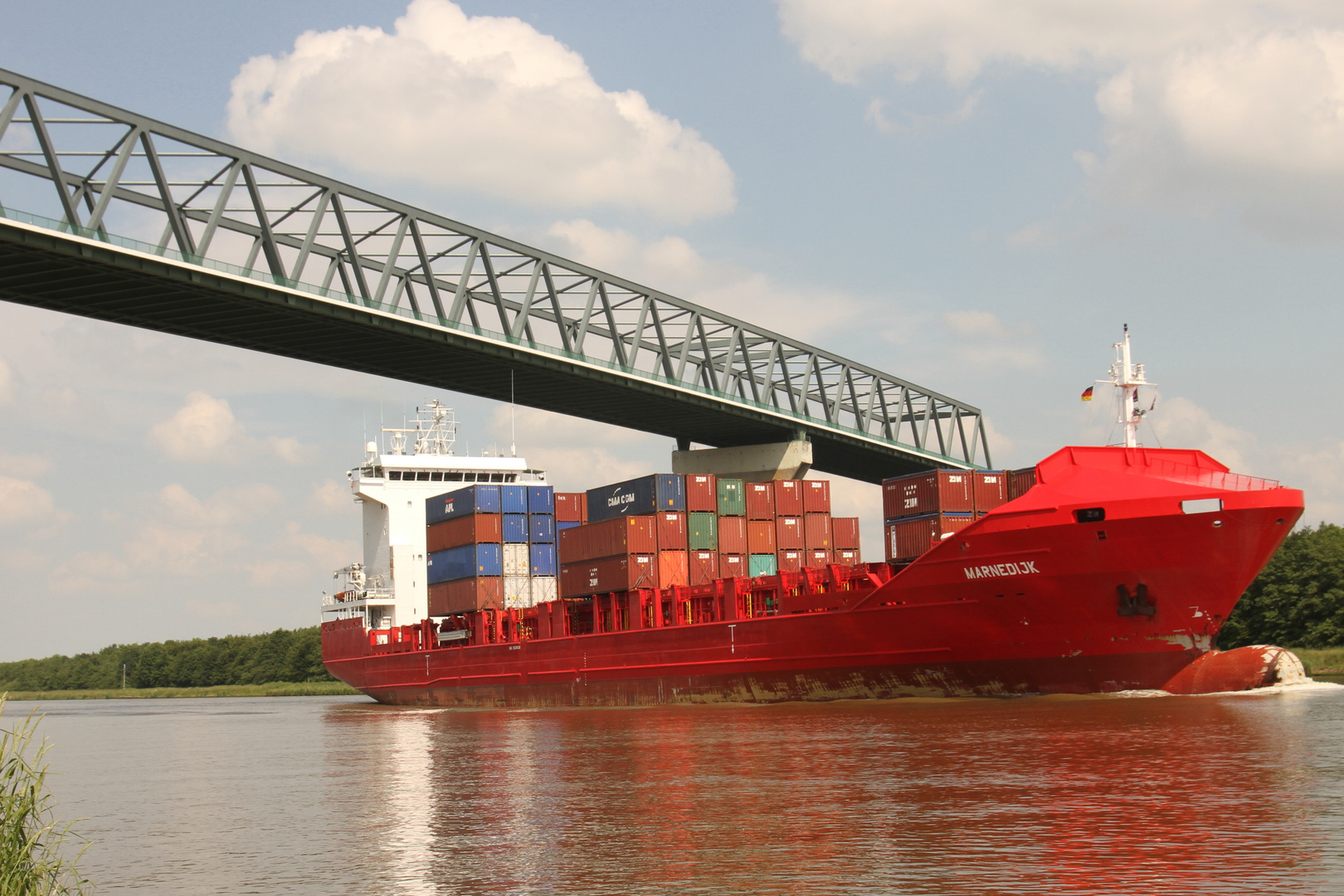 Marnedijk unter der NOK Kanalhochbrücke Brunsbüttel