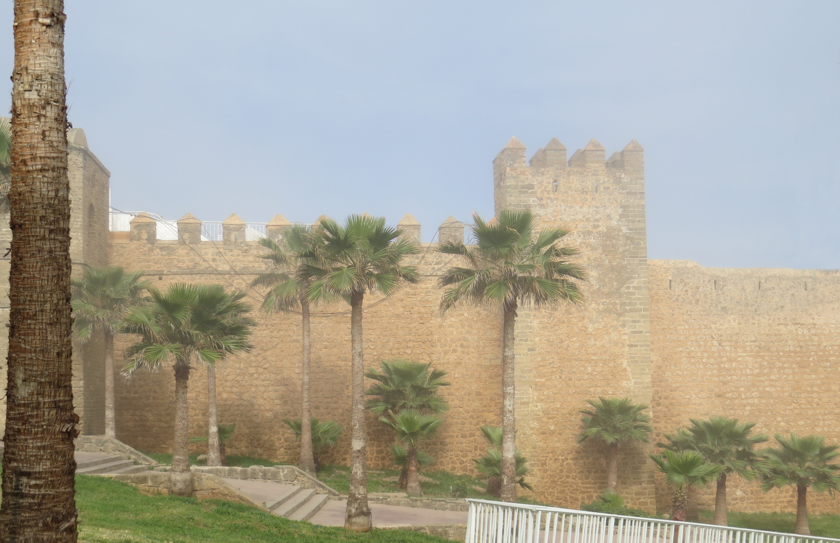 Marocco - Nebel über Rabat