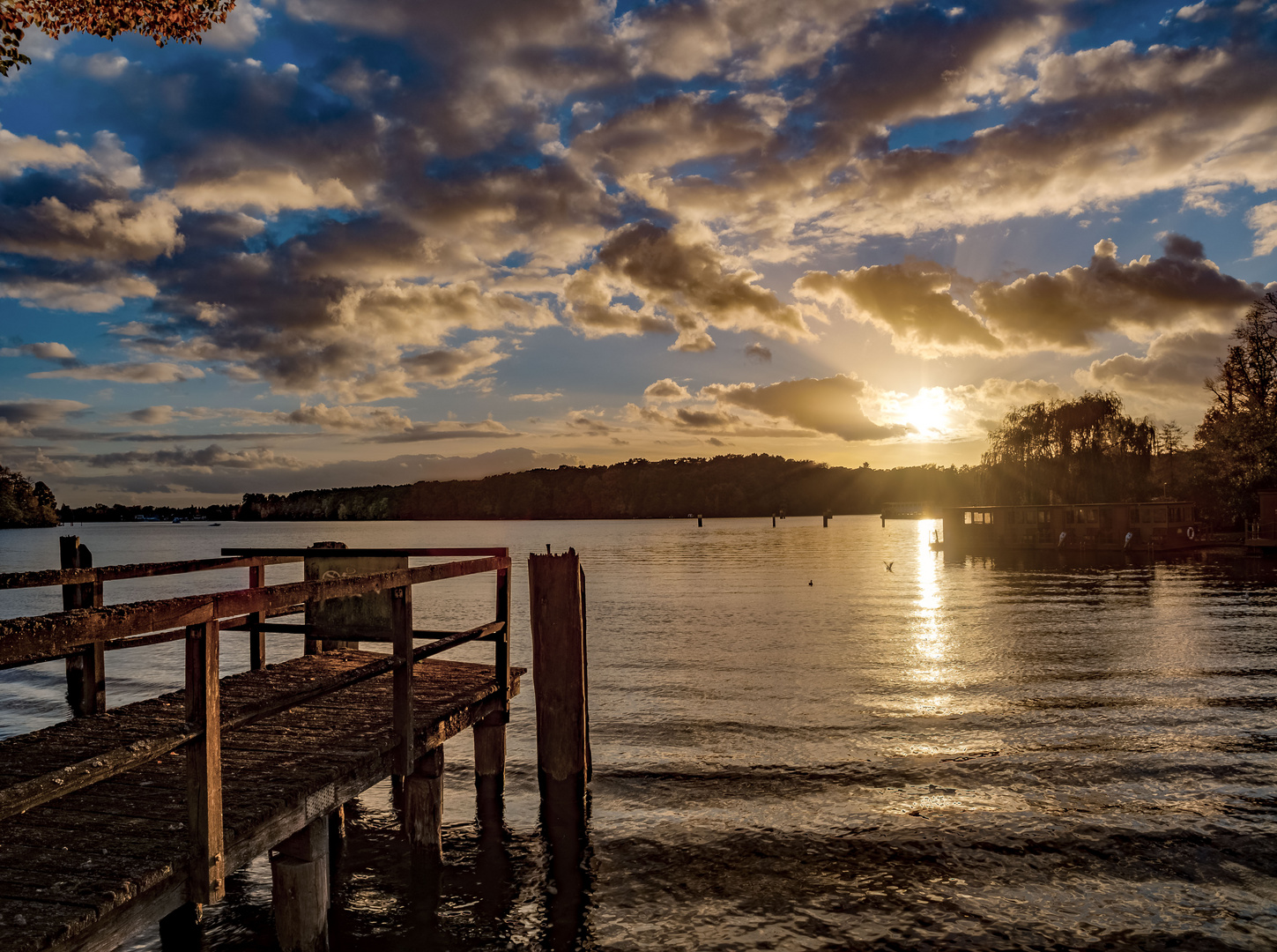 Marode Anlegestelle am Kalksee in Woltersdorf