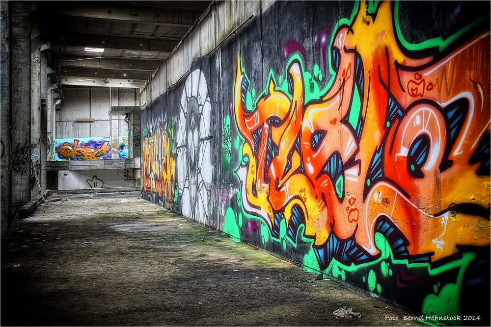 Marode und Graffiti gehört zusammen .....