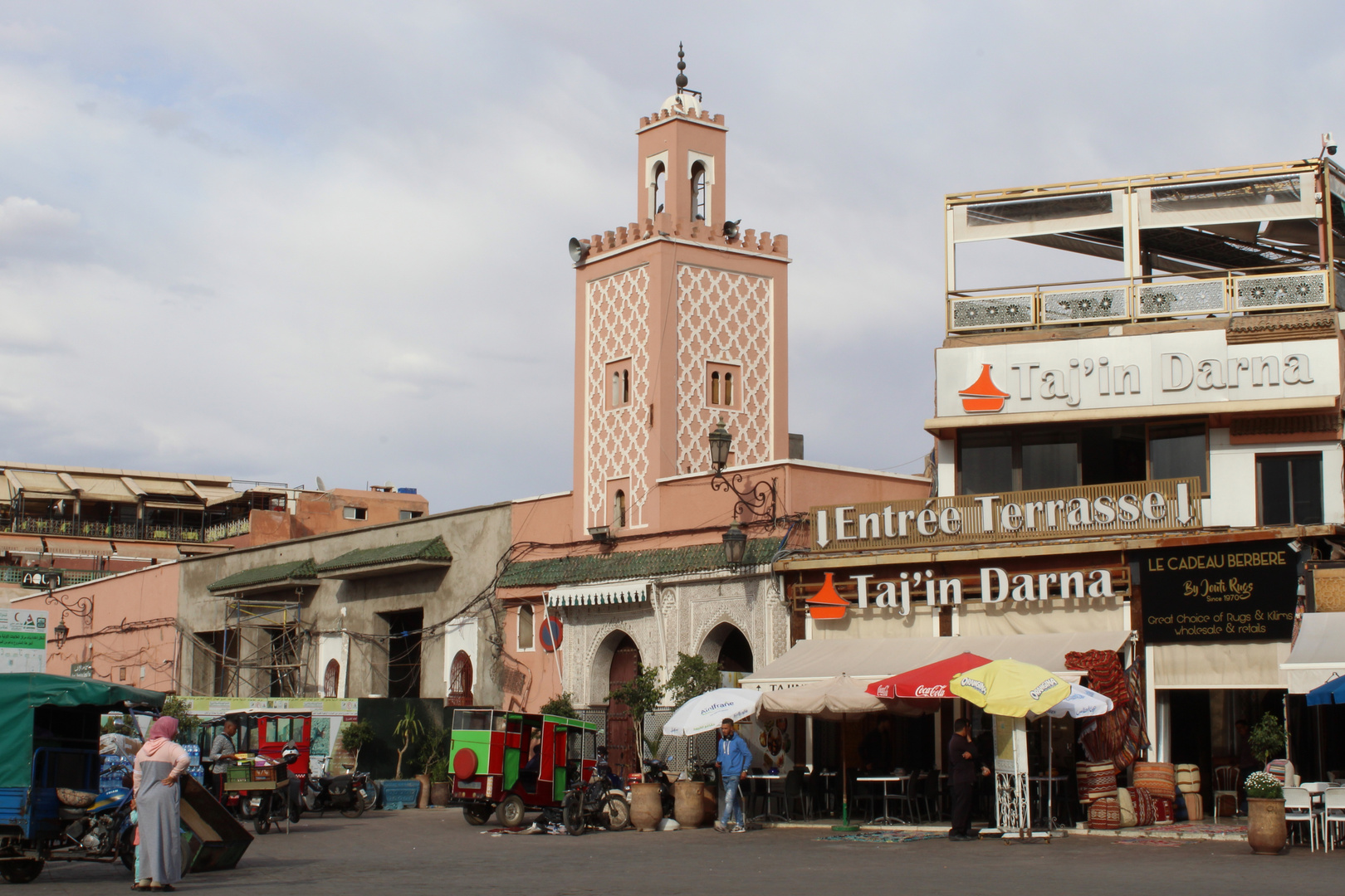 Marokko im Frühling - Marrakesch "Gauklerplatz"