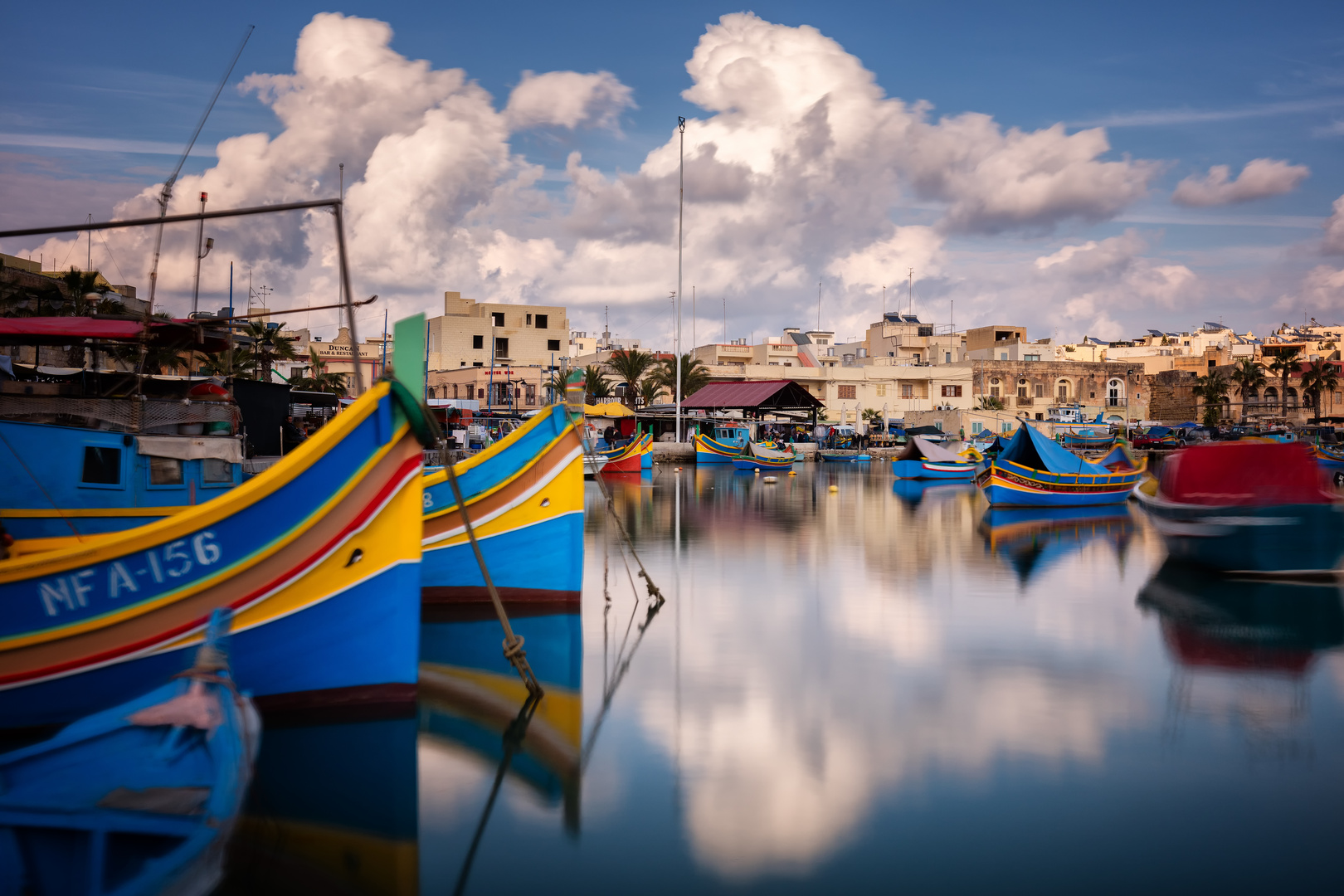 [marsaxlokk...]