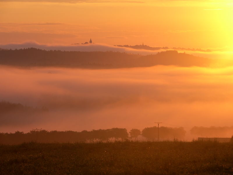 Marsberg im Nebel