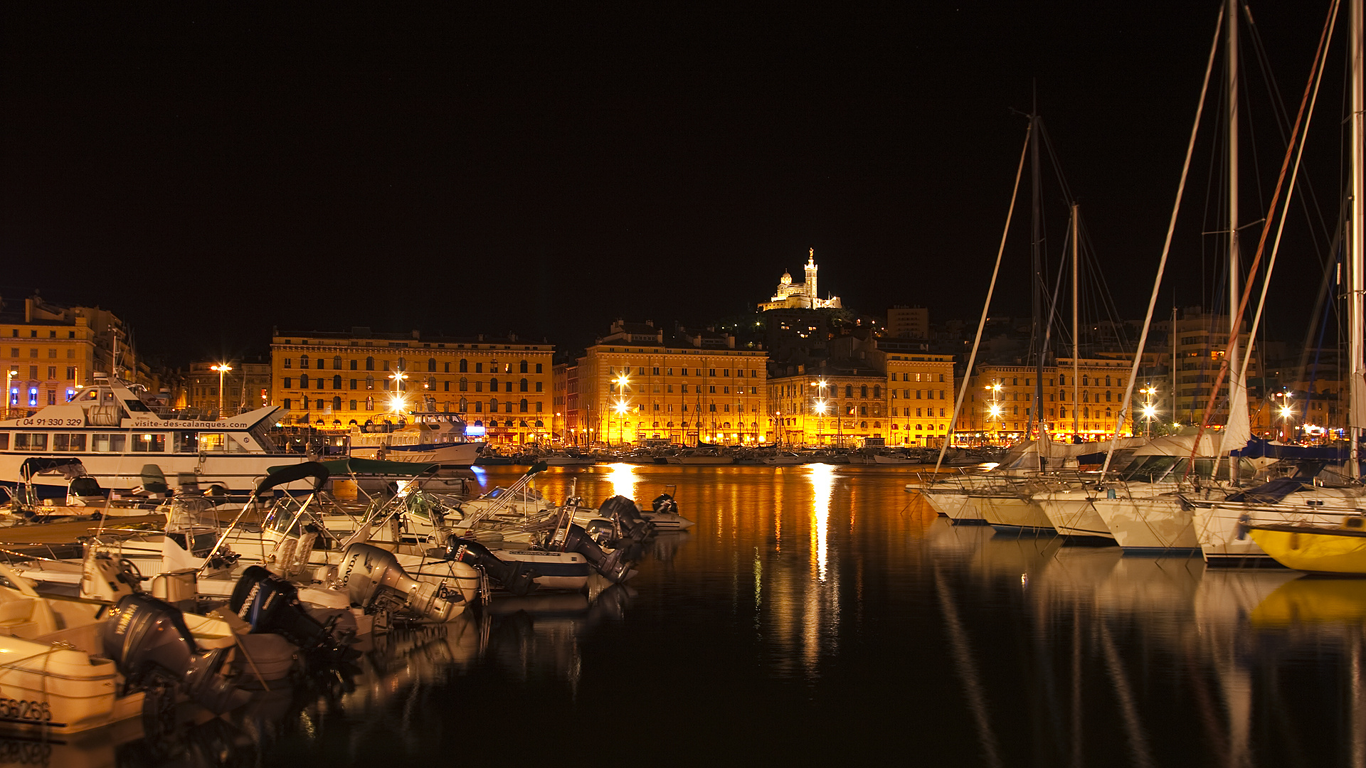 Marseille bei Nacht