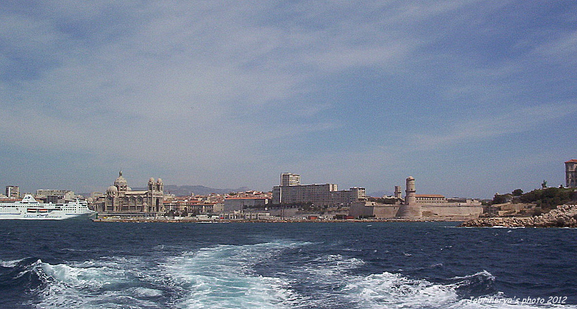 Marseille - Cathédrale de la Major et Fort Saint-Jean