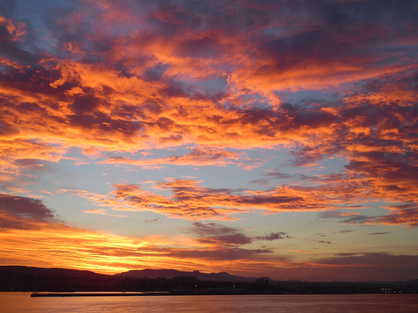 Marseille im Morgengrauen