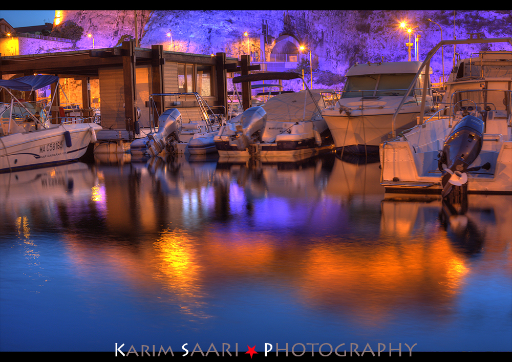 Marseille, le vieux port by night 2