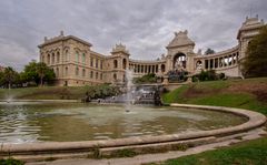 Marseille - Les Cinq Avenues - Palais Longchamp - 01