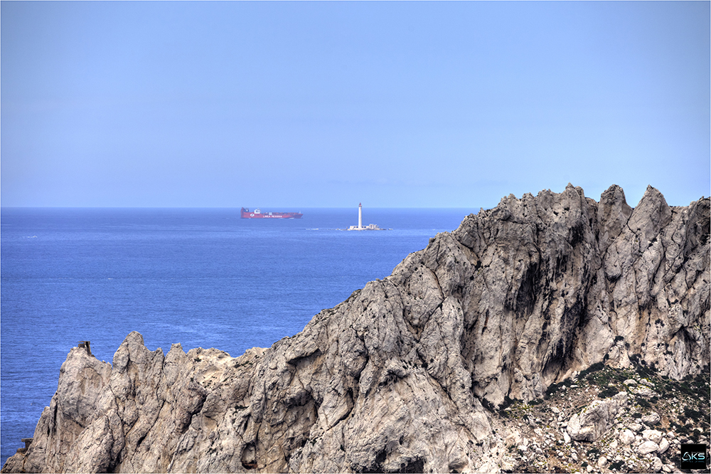 Marseille, l'île Maïre et le phare du Planier