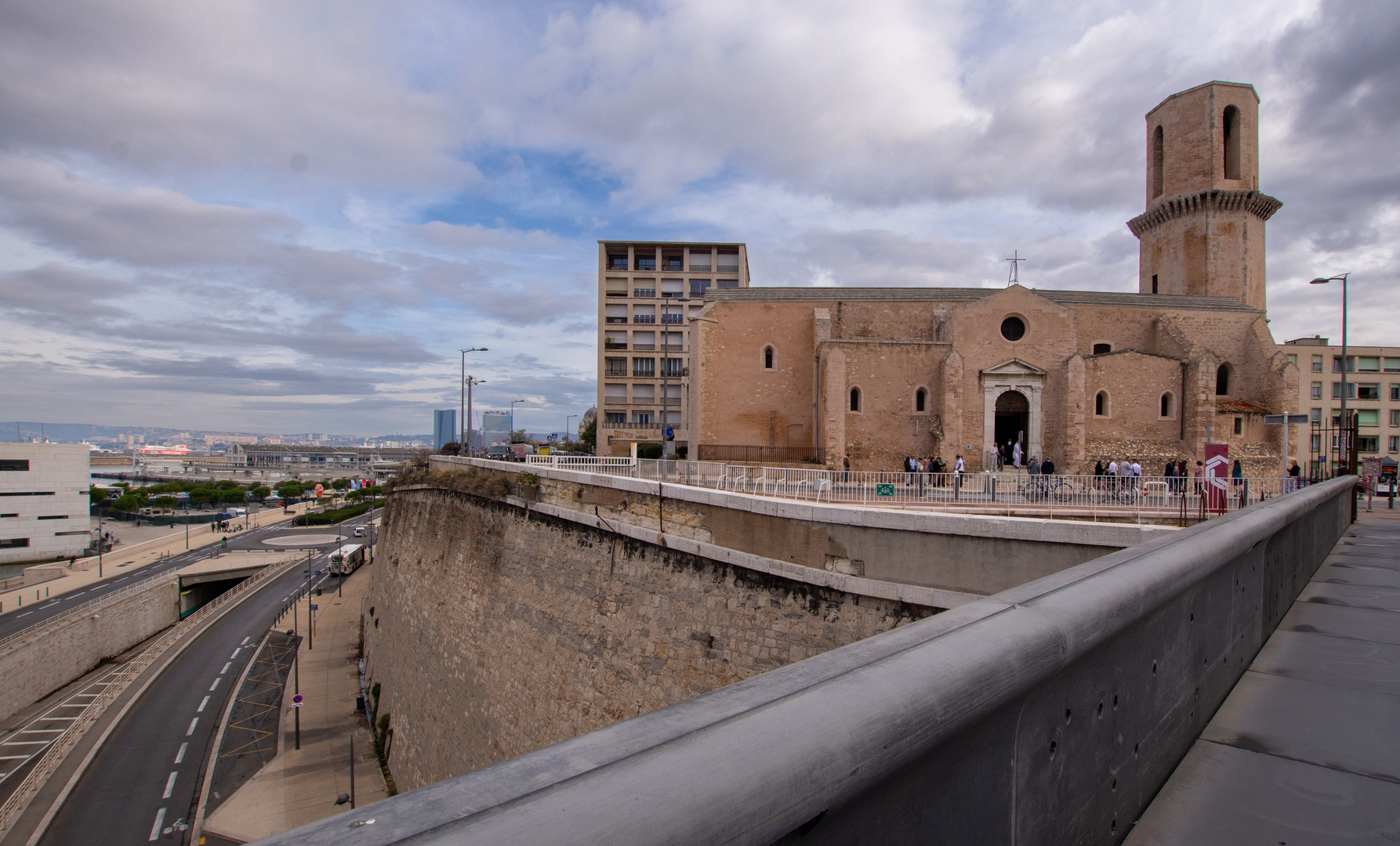 Marseille - Vieux Port - Eglise Saint Laurent - 02