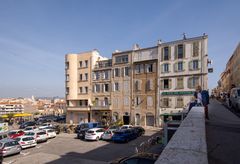 Marseille - Vieux Port - Place Saint Victor - 04