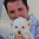 Martin Lacey jr and his baby lion