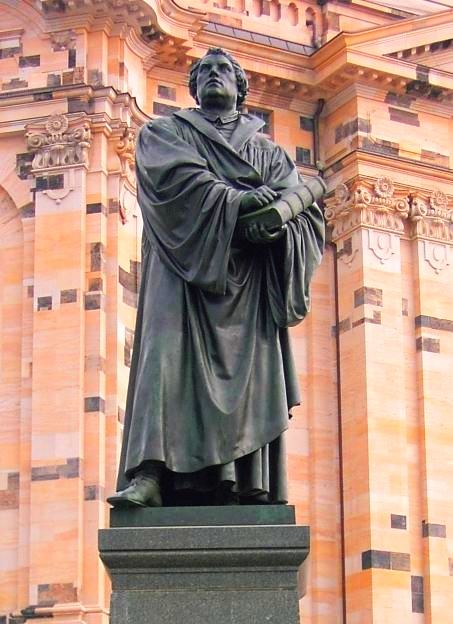 Martin Luther Statue