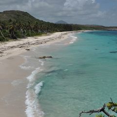 MARTINIQUE - PLAGE VERS CAP MACRE