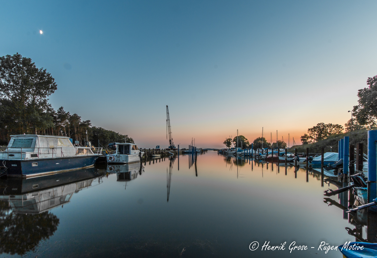 Martinshafen - blaue Stunde