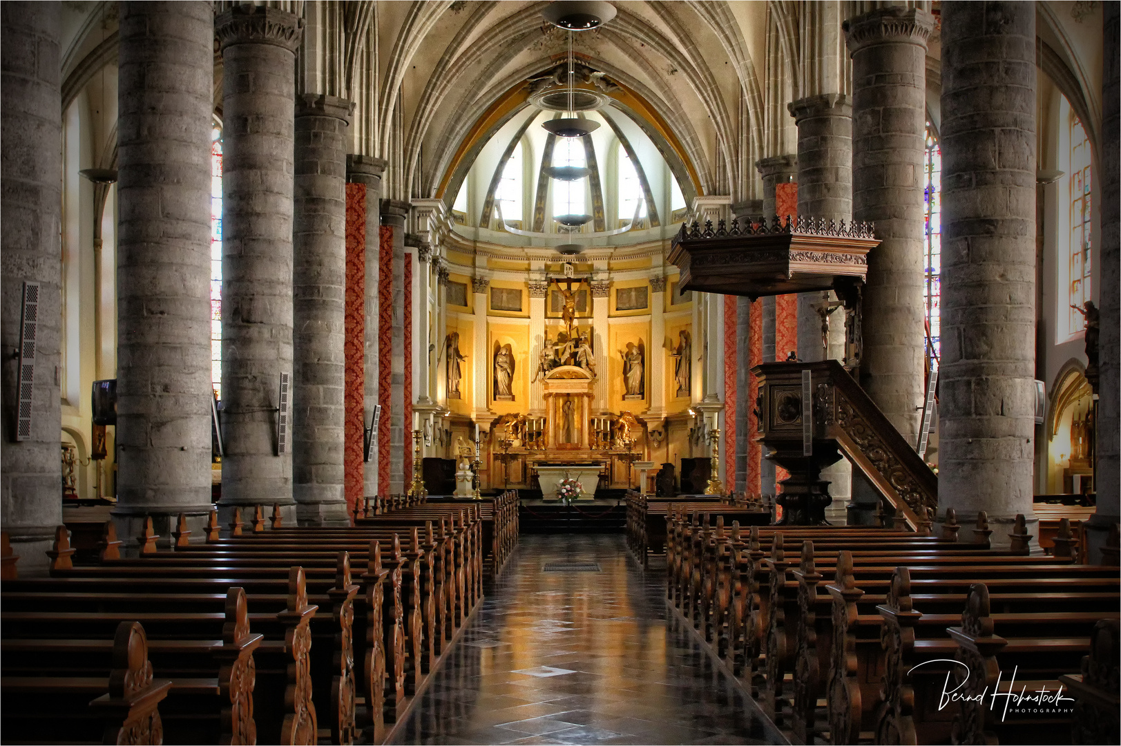 Martinuskerk zu Weert ...