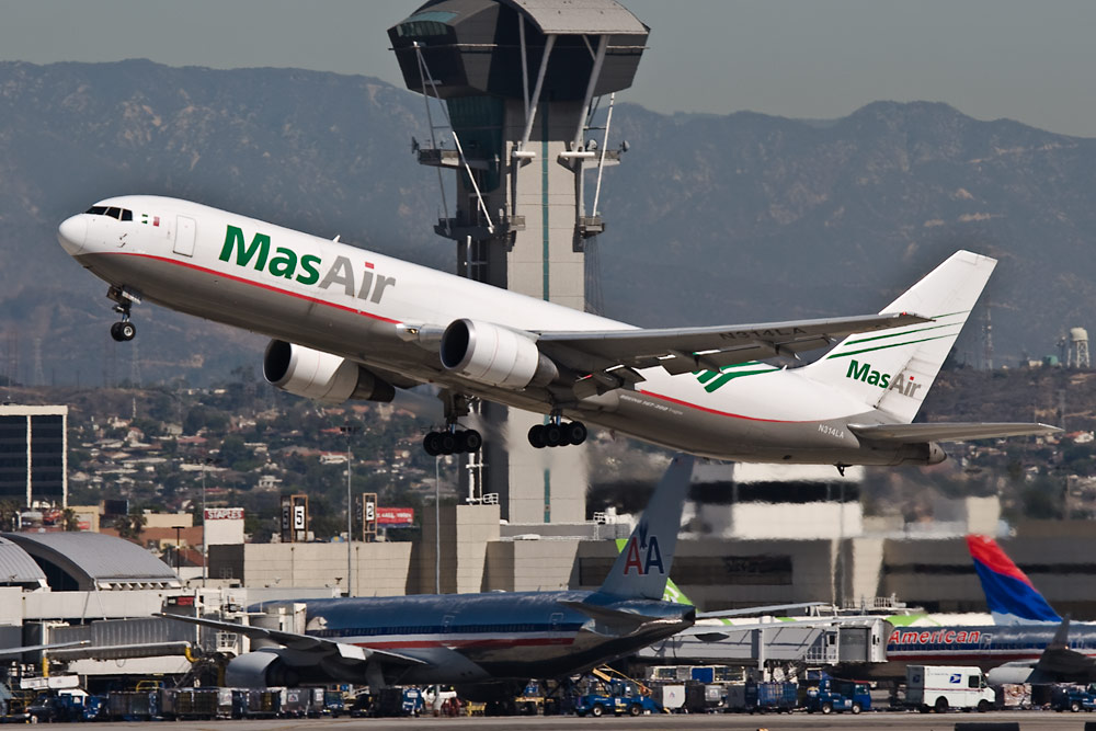 MasAir 767 @ LAX