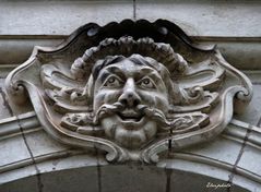 mascaron (2) Les belles moustaches 