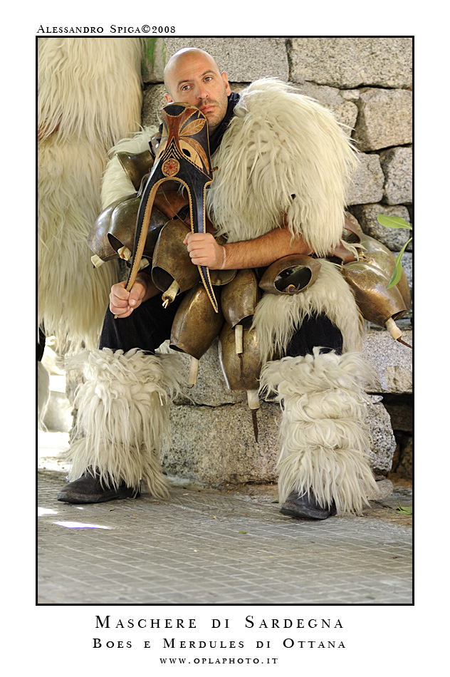 Maschere di Sardegna, Boes di Ottana