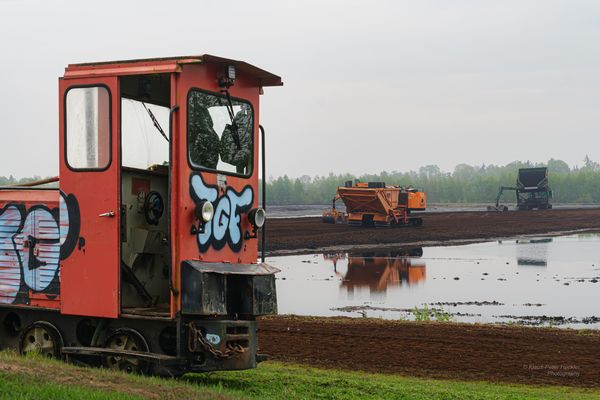 Maschineneinsatz im Moor