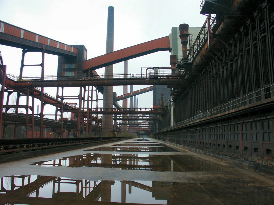 Maschinenseite der Kokerei Zollverein