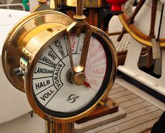 Maschinentelegraf der 'Gorch Fock'  ...