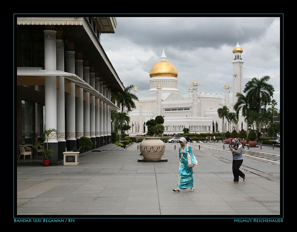 Masjid Omar Ali Saifuddien III, Bandar Seri Begawan / BN