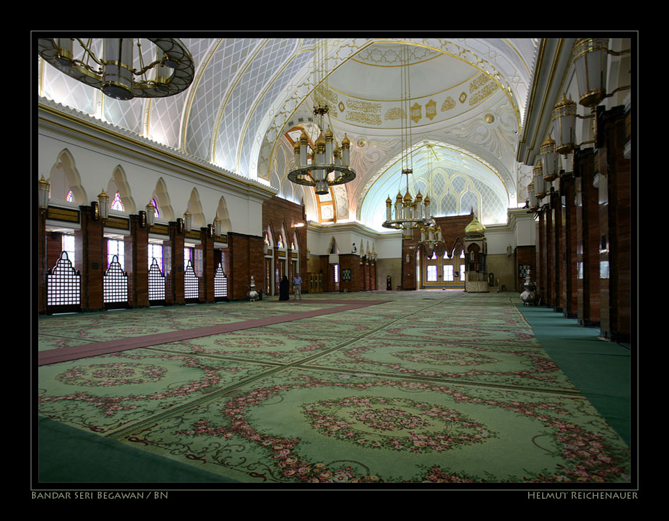 Masjid Omar Ali Saifuddien IV, Bandar Seri Begawan / BN