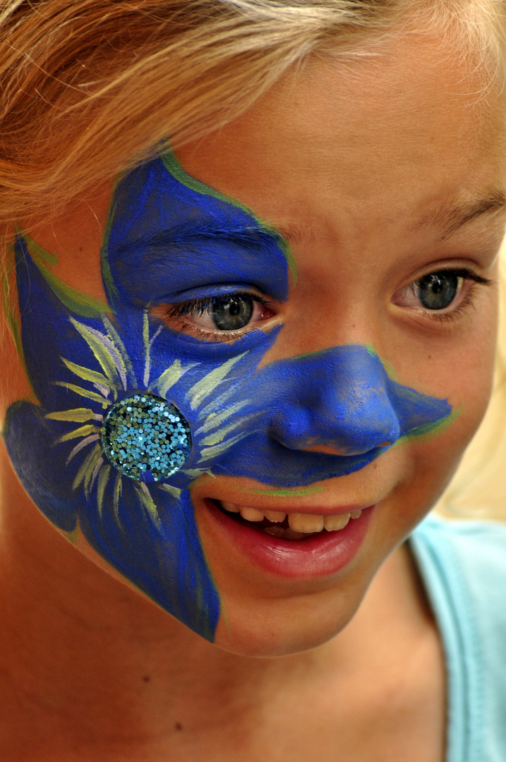 Maske Foto Bild schminken kids Bilder auf fotocommunity Maske Foto Bild schminken kids Bilder auf fotocommunity