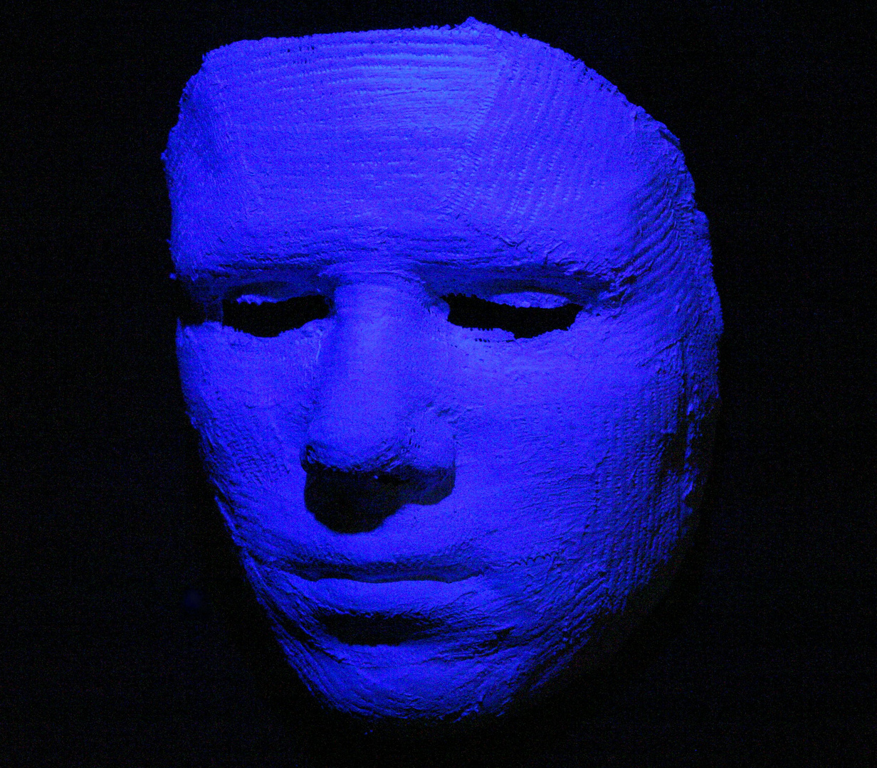 Maske in Blau