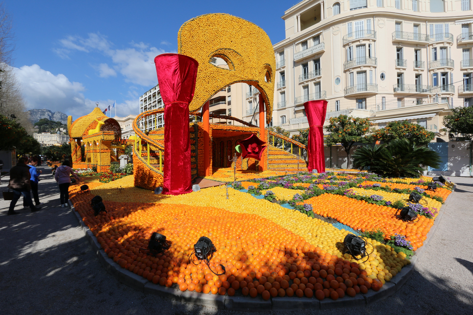 Maske in Menton