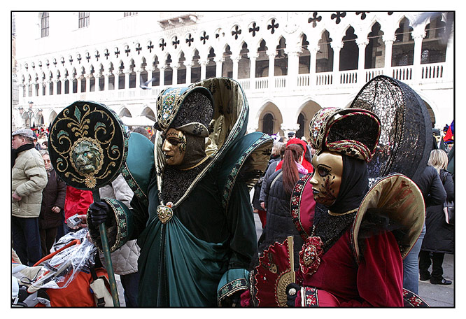 Masken auf Markusplatz