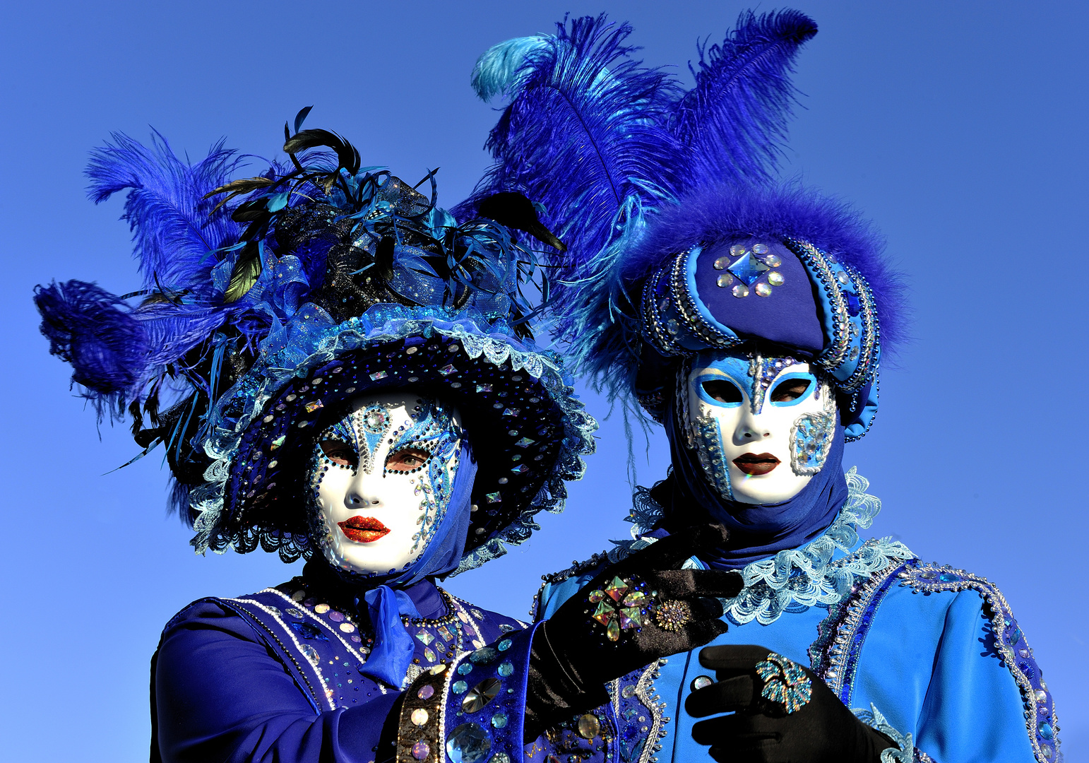 Masken in blau