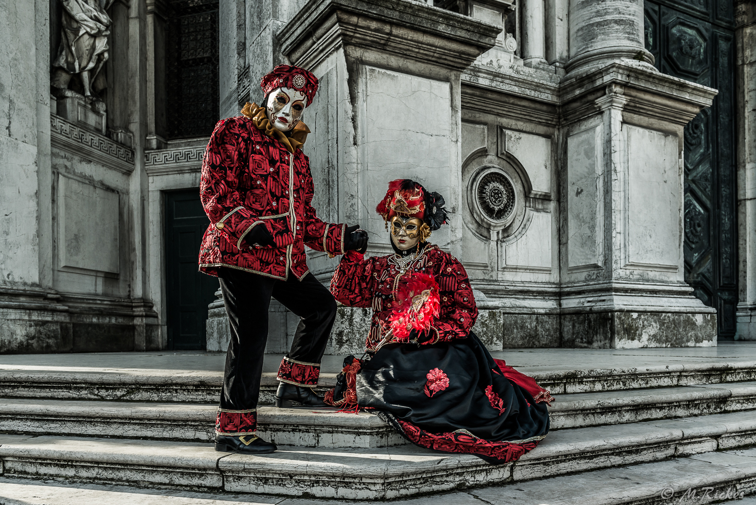 Masken vor Santa Maria della Salute.