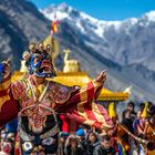 Maskentanz im Himalaya