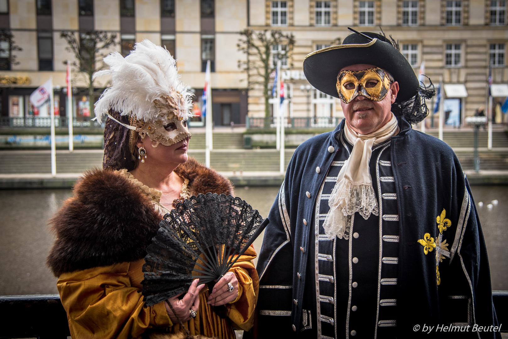 Maskenzauber an der Alster- 15