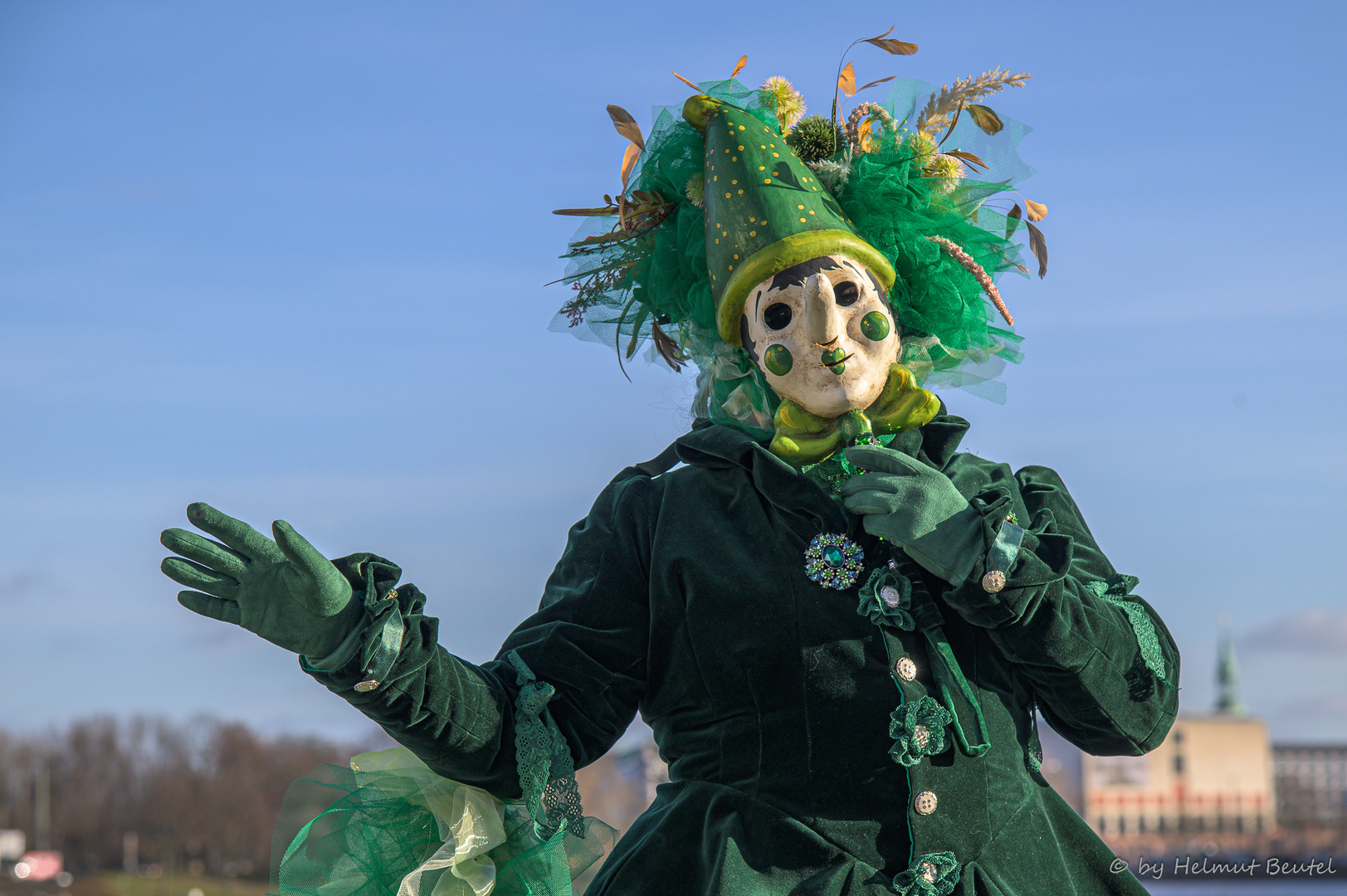 Maskenzauber an der Alster 4