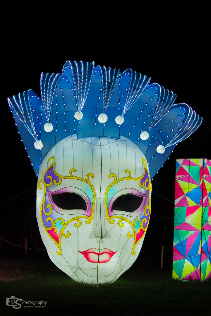 Maskerade - „CHINA MAGIC – FESTIVAL DES LICHTS“